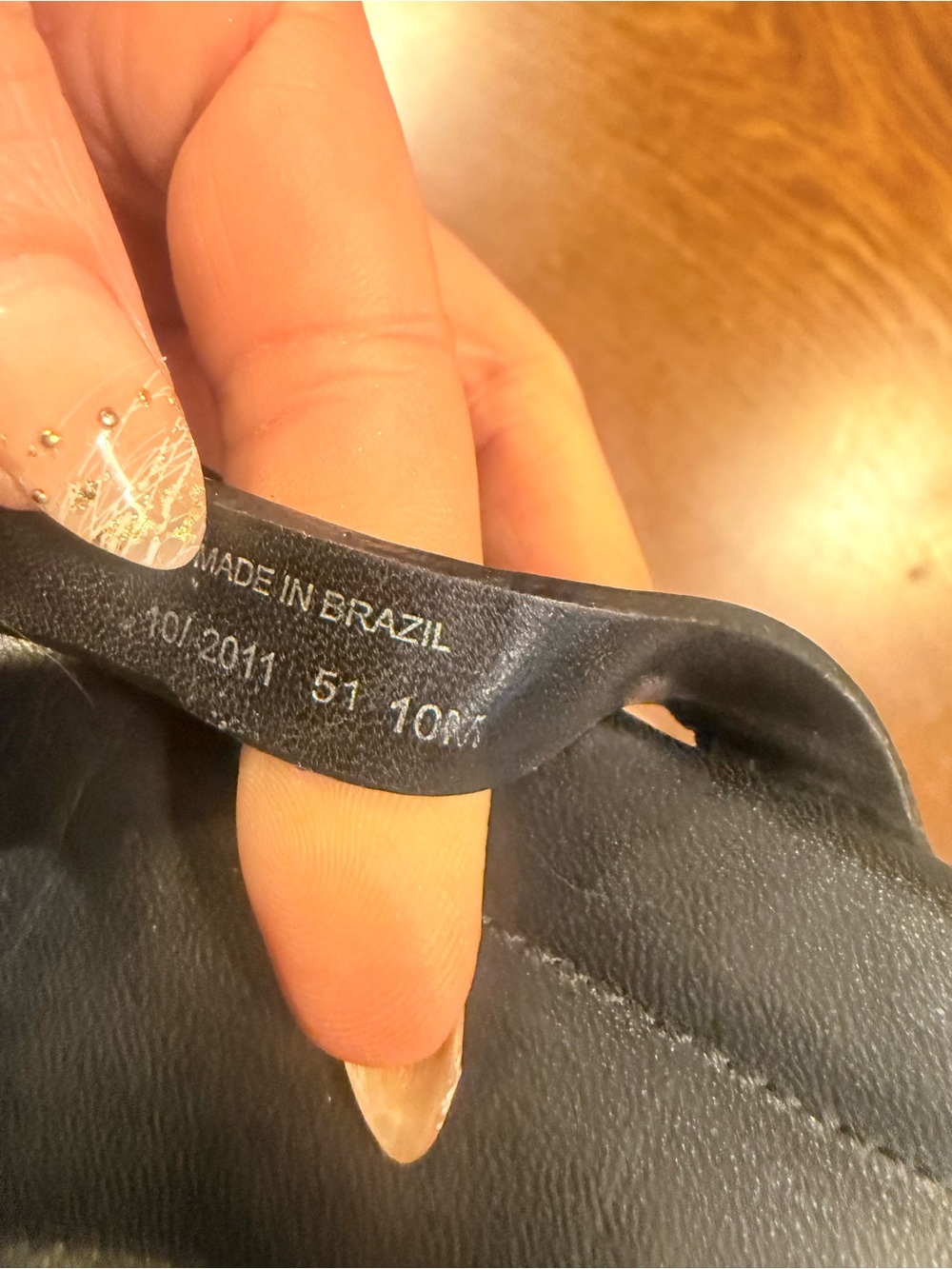 Tory Burch Metal Miller Black Gold Leather Logo Thong Sandals Size 10 - Picture 10 of 10